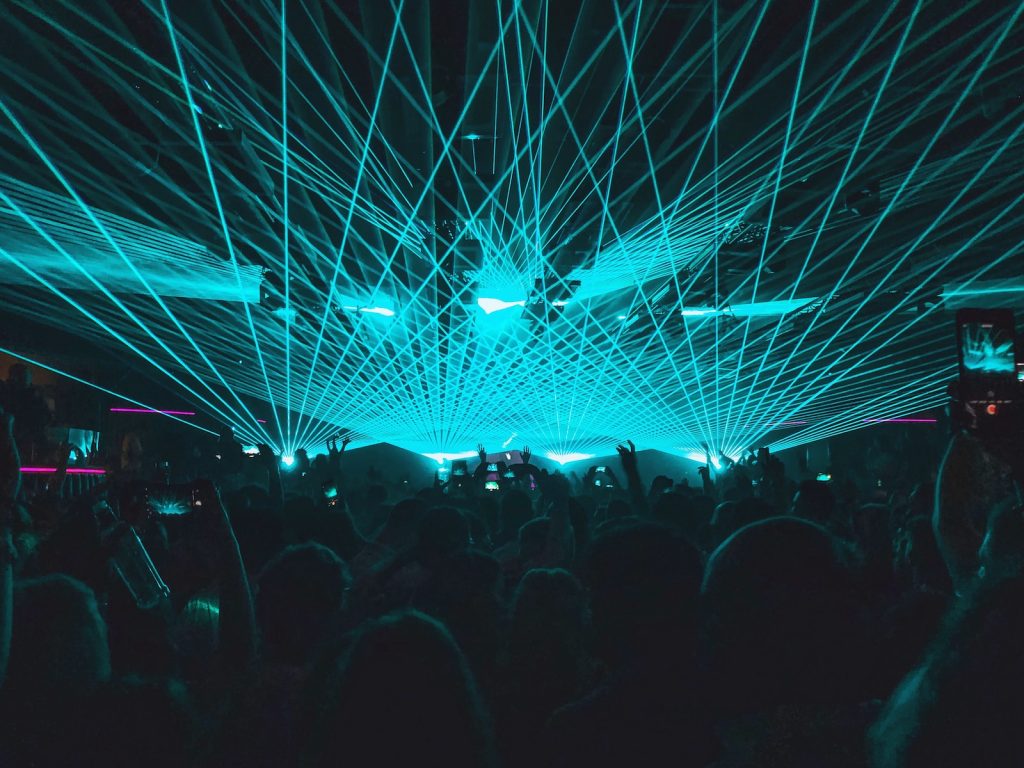 How to save money on clubs in Ibiza How to save money on clubs in Ibiza