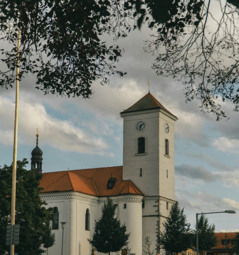 Hidden Gems: Affordable Alternatives to Europe’s Most Popular Destinations Hidden Gems: Affordable Alternatives to Europe’s Most Popular Destinations